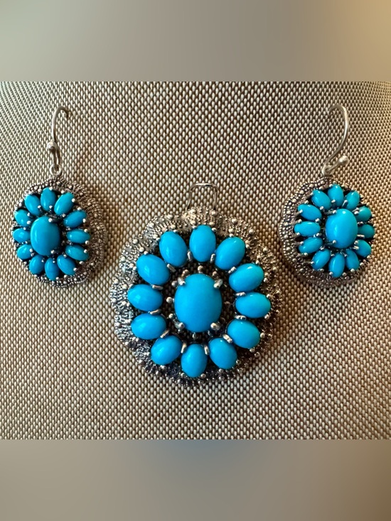 Jewelry - Gorgeous Sleeping Beauty Turquoise Silver Pendant n Earring Suite